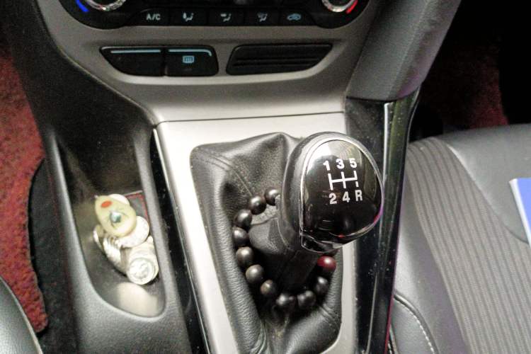 Used Ford Focus 2012 Sedan 1.6L Manual Fashion Edition
