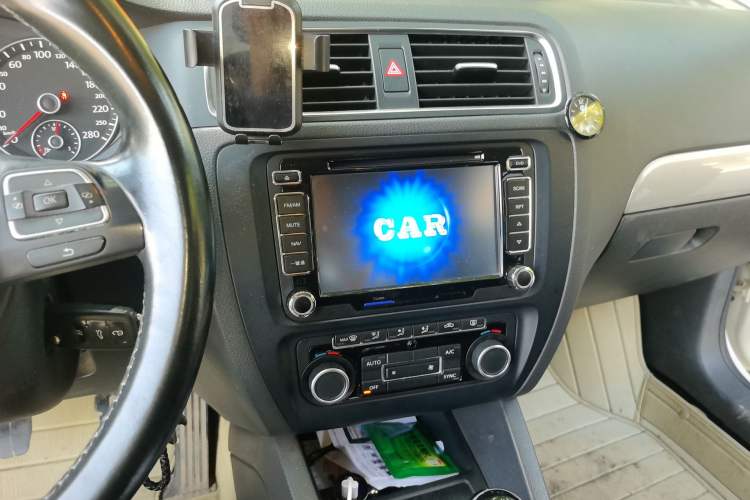 Used Volkswagen Sagitar 2014 1.4TSI Manual Luxury Model