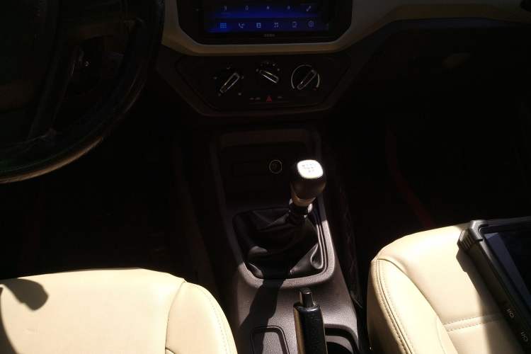 Used Wuling Hongguang 2021 1.5L Revised S Standard Version with Electric Power Steering LAR