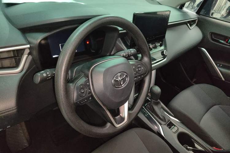 Used Toyota FRONTLANDER 2023 2.0L CVT Leading Edition