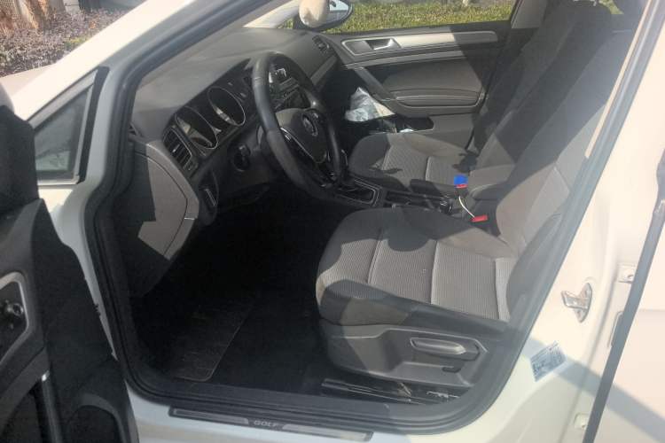 Used Volkswagen Golf 2019 280TSI DSG Comfort Version China VI Standard
