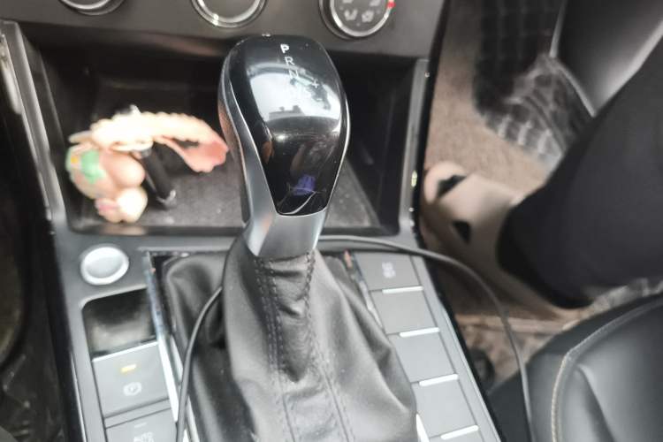 Used Volkswagen Passat 2019 280TSI Business Edition China VI