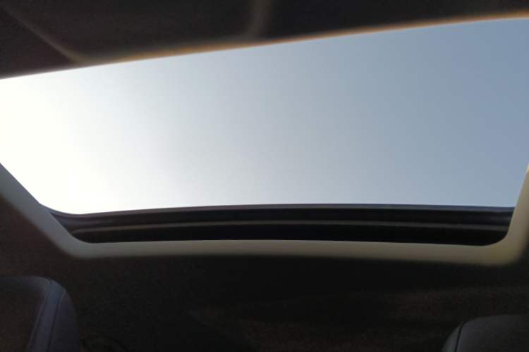 Used Roewe i5 2023 1.5L CVT Luxury Edition
