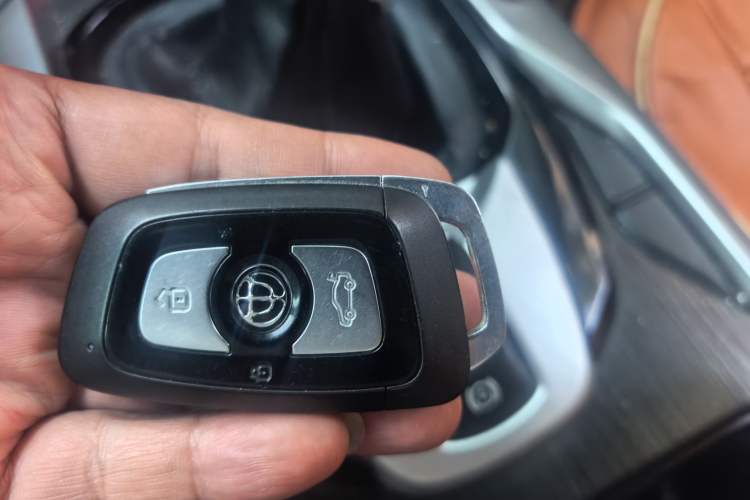 Used Brilliance V6 2018 1.5T Manual Luxury Model Vehicle Key