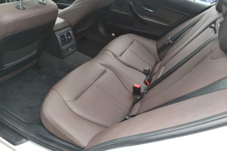 Used BMW 3 Series 2019 320Li Fashion Model Left Rear Seat