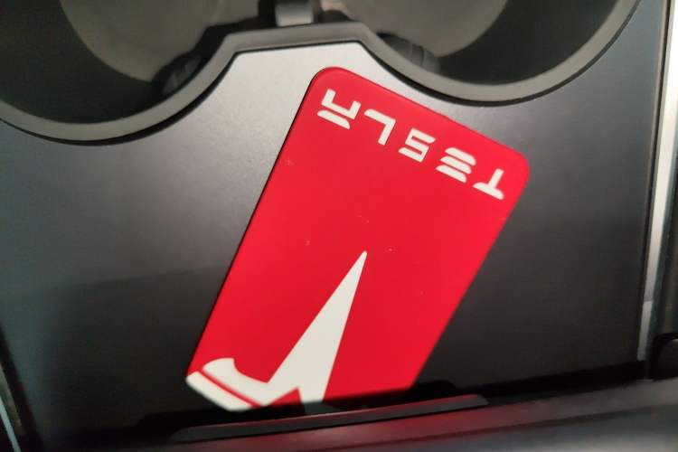 Used Tesla Model Y 2023 Long-Range All-Wheel-Drive Version