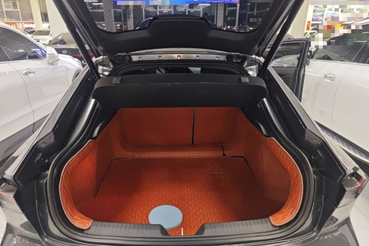 Used CHANGAN UNI-V 2022 1.5T Prestige Version Trunk