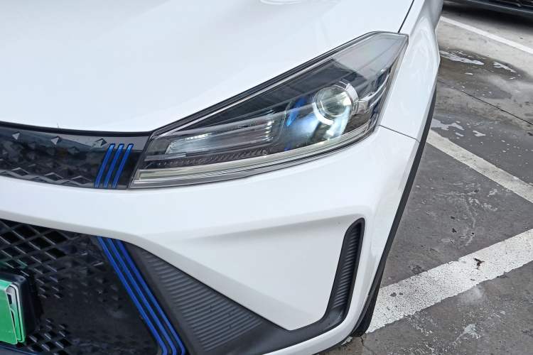 Used Cowin Xuanjie Pro EV 2022 401 km Enjoyment Version Left Front Headlight