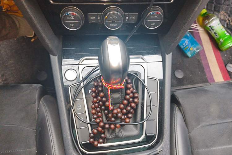 Used Volkswagen Magotan 2017 330TSI DSG Luxury Model Gear Lever