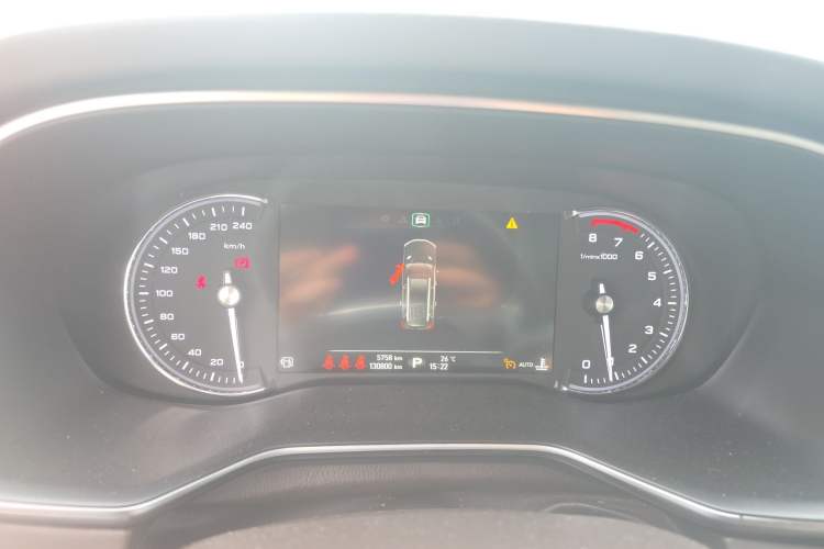 Used Roewe RX8 2019 30T Smart Connectivity Four-Wheel Drive Supreme Flagship Edition
