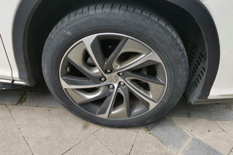 Used Lexus RX 2016 300 4x4 Elegant Edition China V-standard Right Front Wheel Hub