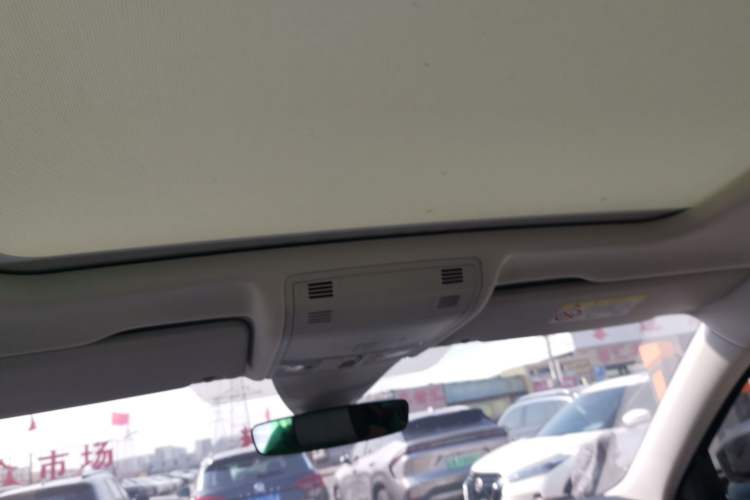 Used Volkswagen Tayron 2023 300TSI Two-Wheel-Drive Luxury Plus Advanced Edition
