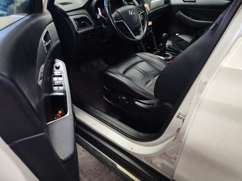 Used BAIC Senova X55 2016 1.5T Manual Elite Edition — 17