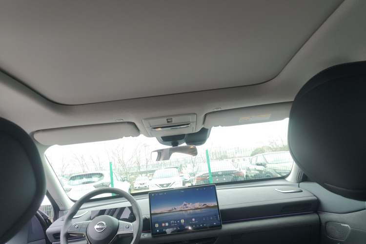 Used Nissan Teana 2026 Model Harmony Cockpit 2.0L Smart Ultra-Comfort Edition
