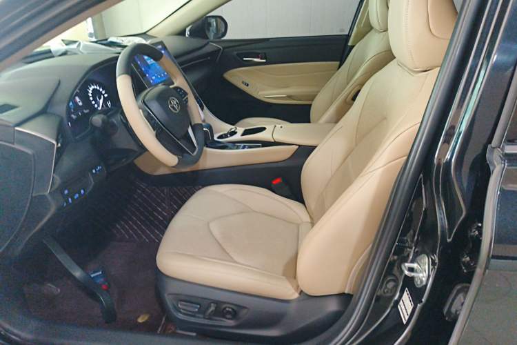 Used Toyota Avalon 2022 2.5L Luxury Edition Left Front Seat