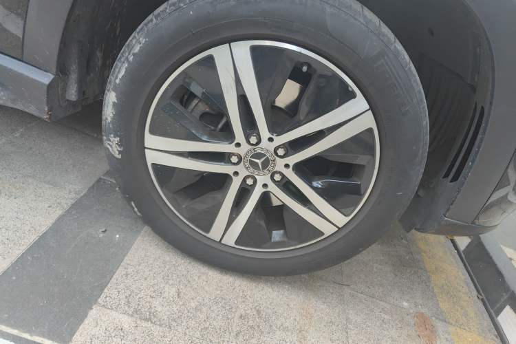 Used Mercedes-Benz GLE 2022 Refreshed GLE 350 4MATIC Dynamic Edition
