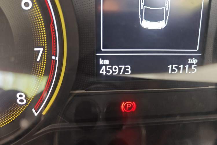 Used Volkswagen Lamando 2019 230TSI DSG Vision Edition China V Standard Odometer Close Up