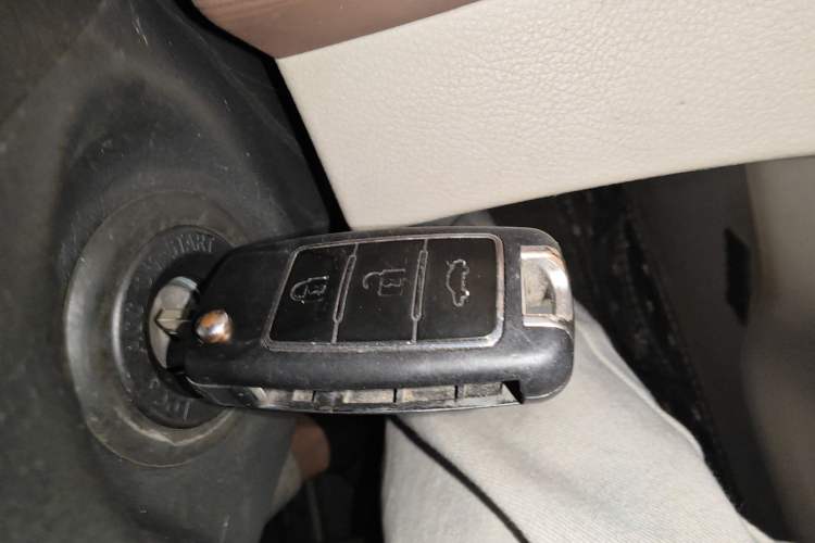 Used FORTHING Lingzhi 2018 M5 1.6L 7-Seater Luxury Model
