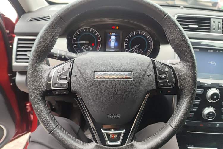 Used Haval H2 2016 Red-Label 1.5T Manual Two-Wheel Drive Luxury Model