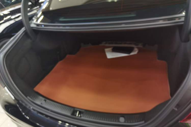 Used Mercedes-Benz E-Class 2023 Restyled E 300 L Sport Luxury Edition