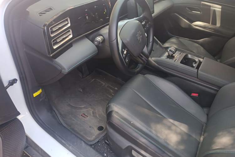 Used BYD Qin L 2024 DM-i 80KM Leading Model Driver Seat