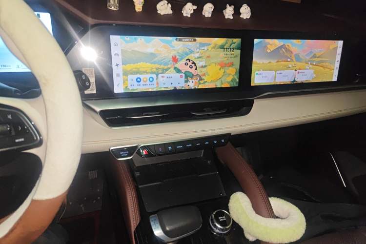 Used Geely Auto Monjaro L 2024 2.0TD High-Power Automatic Two-Wheel Drive Yunqi Version Audio And AC Panel