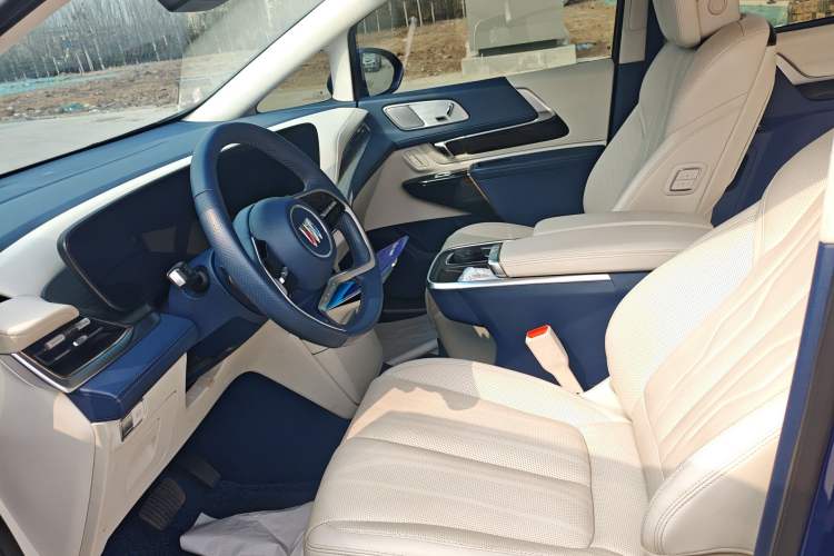 Used Buick Century 2023 2.0T Six-Seater Yinshi Edition Left Front Seat