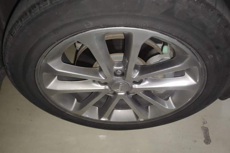 Used Jeep Grand Commander 2018 2.0T Four-Wheel Drive Prestige Edition China V
