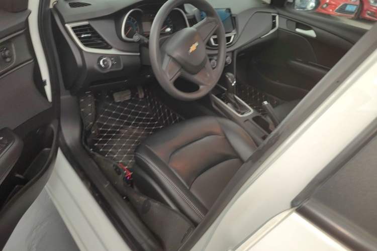 Used Chevrolet Cavalier 2019 320 Automatic Enjoyment with Sunroof Driver Seat