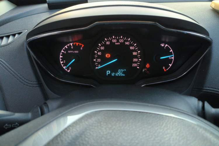 Used Ford Escort 2017 Happiness Edition 1.5L Automatic Fashion Version
