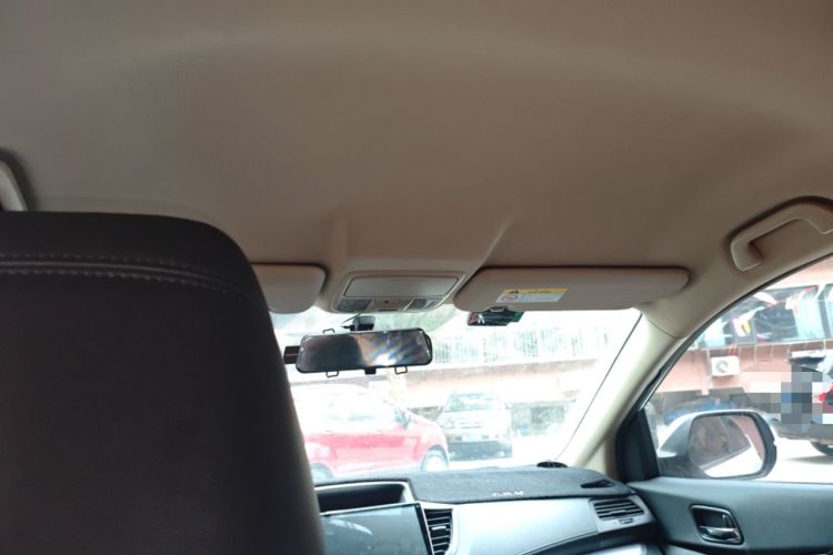 Used Honda CR-V 2016 2.0L Two-Wheel Drive Classic Edition Headliner