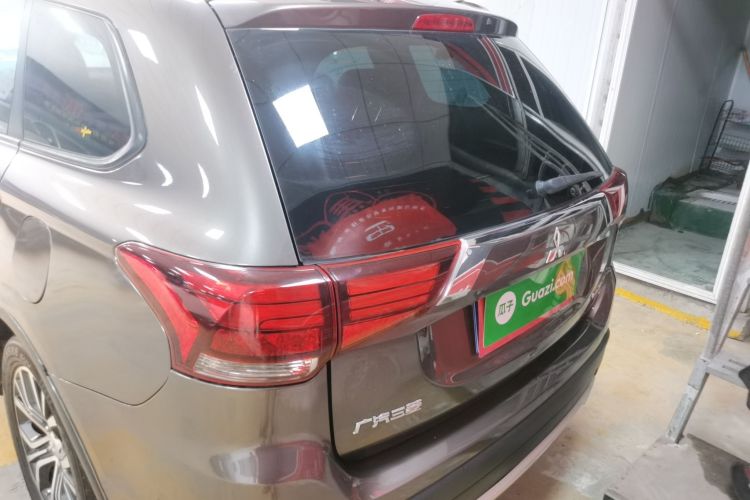 Used Mitsubishi Outlander 2018 2.0L Two-Wheel Drive Glory Edition 5 Seats
