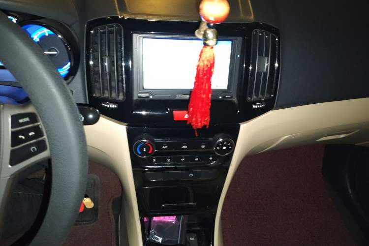 Used Chery E3 2013 1.5L Manual ZhiShang Model
