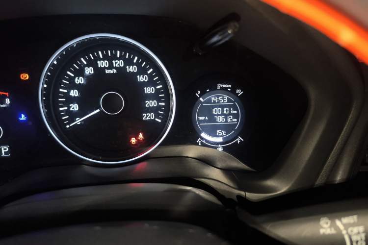 Used Honda Vezel 2016 1.8L CVT Front-Wheel Drive Pioneer Edition
