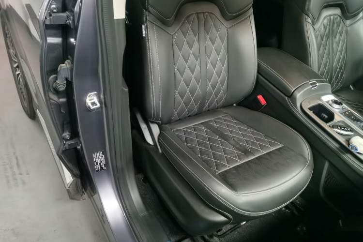 Used JETOUR X70 PLUS 2024 Champion Edition 1.5T DCT Champion PRO 5-Seater
