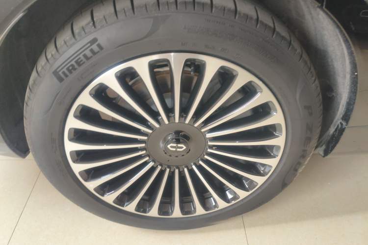 Used Hima AITO M9 2024 All-Electric Ultra Version 100 kWh 5-Seater Model
