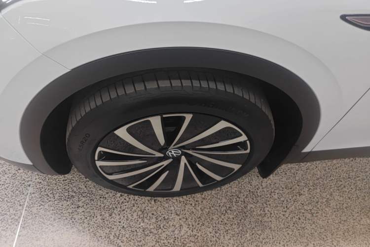 Used Volkswagen ID.4 X 2023 Upgraded Model Pure Long-Range Version Left Front Wheel Hub