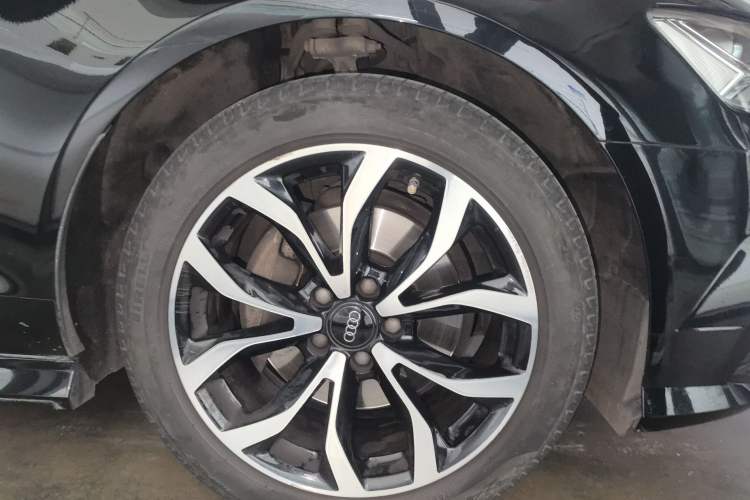 Used Audi A6L 2018 35 TFSI Collector's Edition
