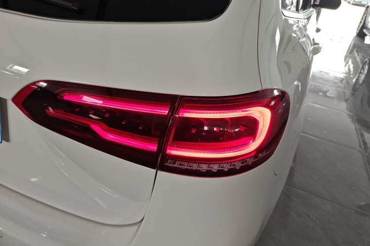 Used Mercedes-Benz B-Class 2020 B 200 Sport Edition Right Rear Taillight