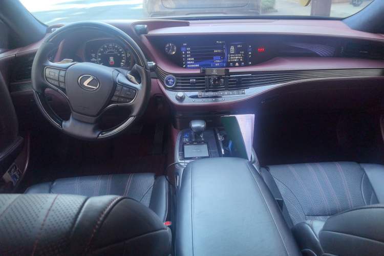 Used Lexus LS 2020 500h Luxury Edition China V Standard
