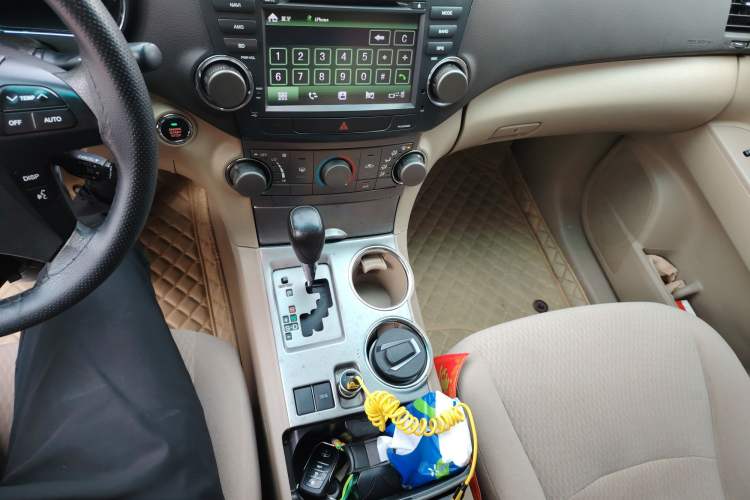 Used Toyota Highlander 2009 2.7L 2WD 5-Seater Elite Edition
