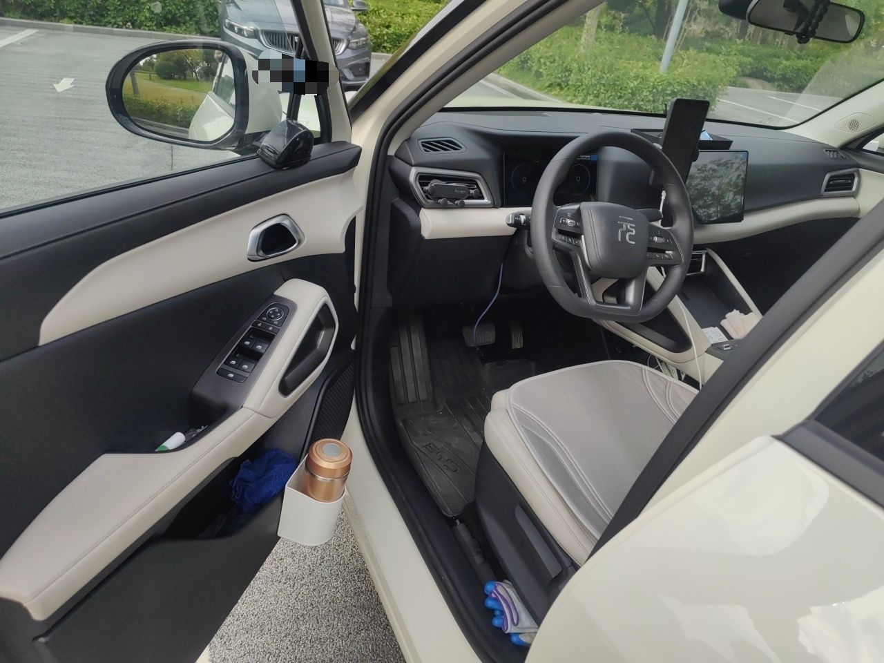 BYD Yuan UP 2025 Model 301KM Leading Version — снимка 13