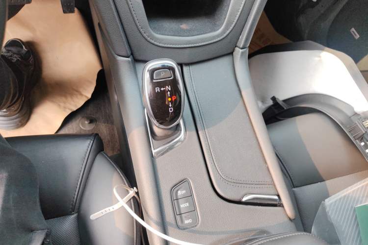 Used Cadillac XT5 2018 28T Four-Wheel Drive Luxury Model
