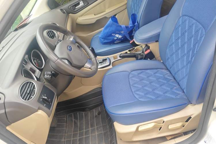 Used Ford Focus 2013 Hatchback Classic 1.8L Automatic Fashion Edition
