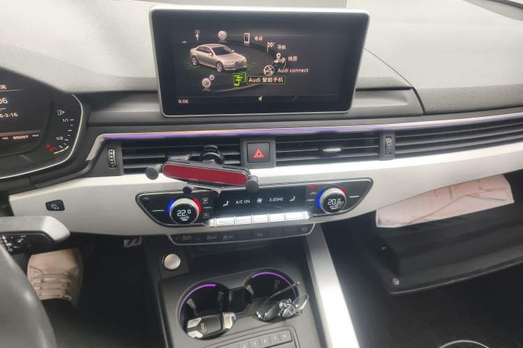 Used Audi A4L 2018 30th Anniversary Edition 40 TFSI Fashion Model
