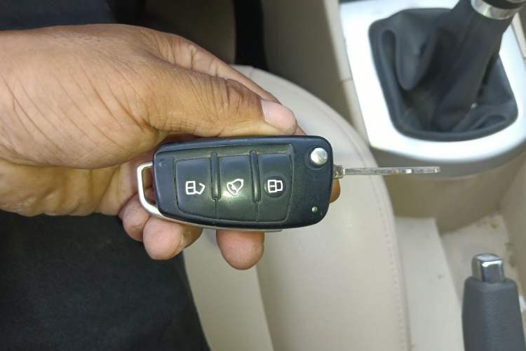 Used JAC J6 A30 2013 1.5L Manual Luxury Model China IV Standard
