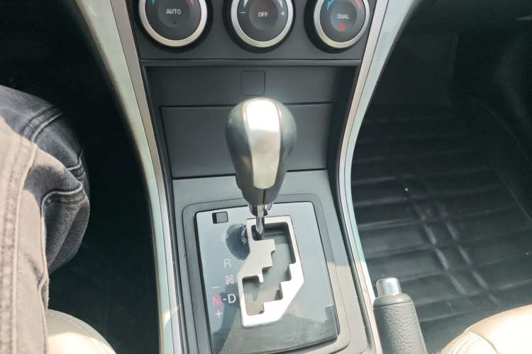 Used Mazda 6 2010 2.0L Automatic Luxury Edition Gear Lever
