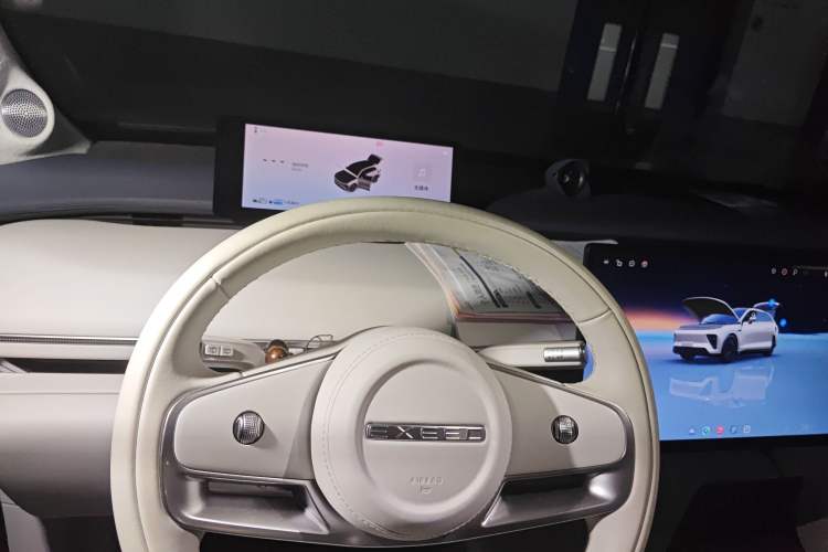 Used EXEED Star Era ET 2024 Extended-Range 240 Ultra All-Wheel Drive
