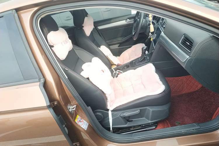 Used Volkswagen Lamando 2017 230TSI DSG Fashion Edition