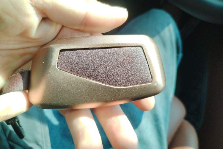 Used BMW 7 Series 2023 740Li Luxury Edition M Sport Package Vehicle Key